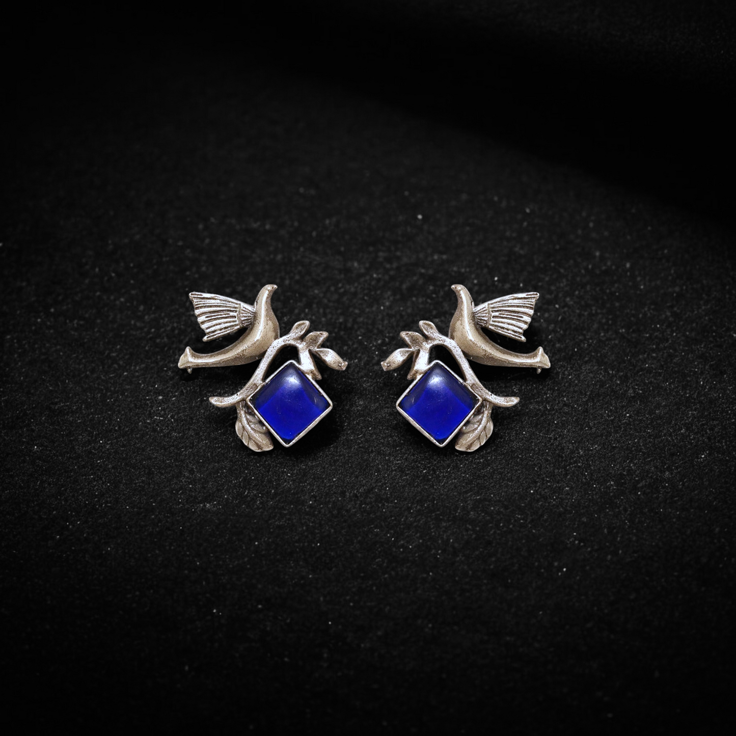 Dove Harmony Studs