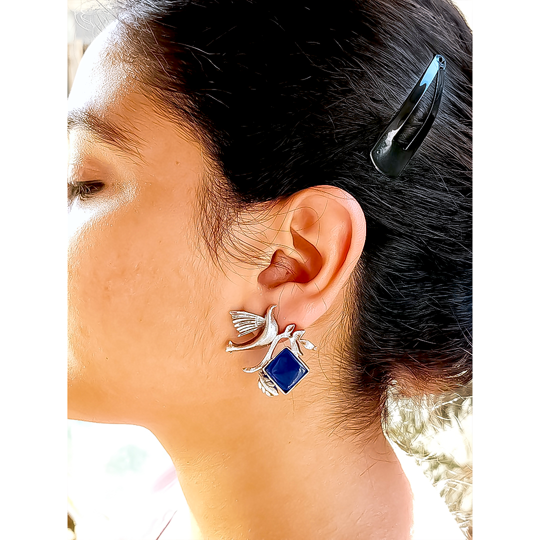 Dove Harmony Studs