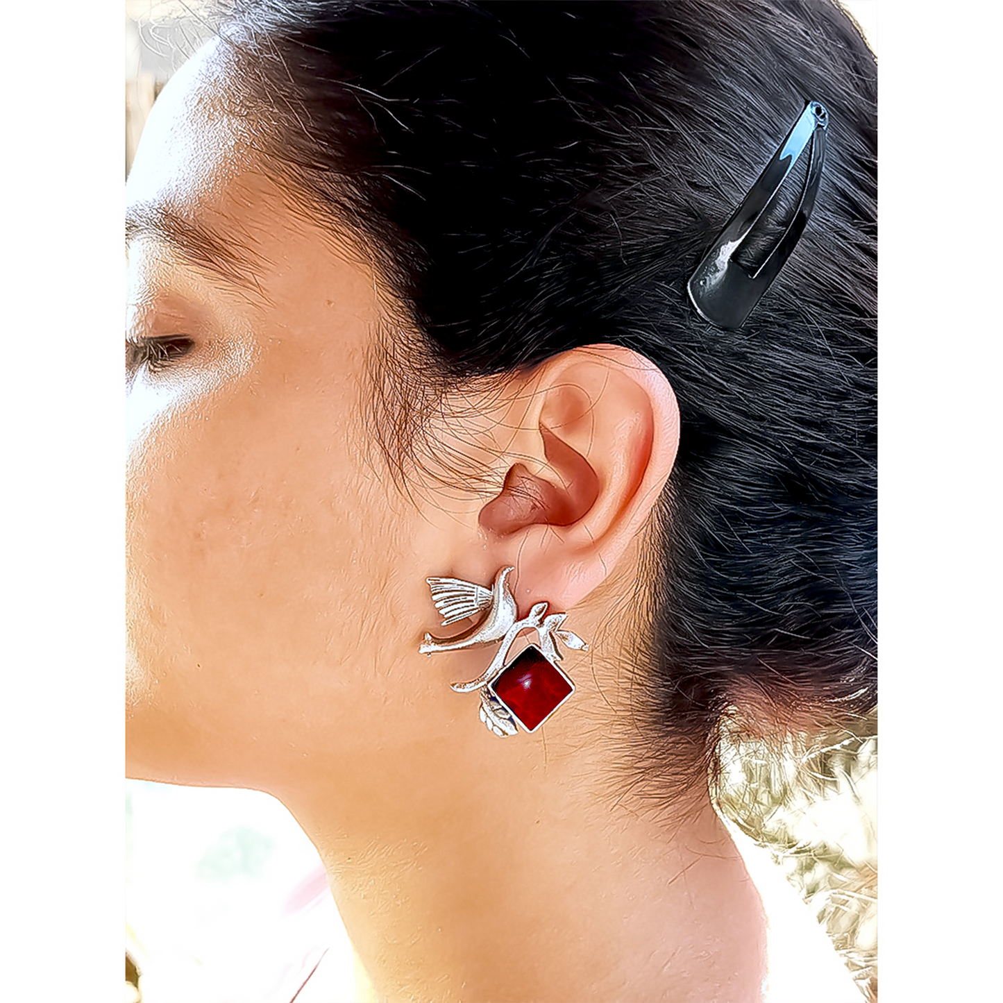 Dove Harmony Studs
