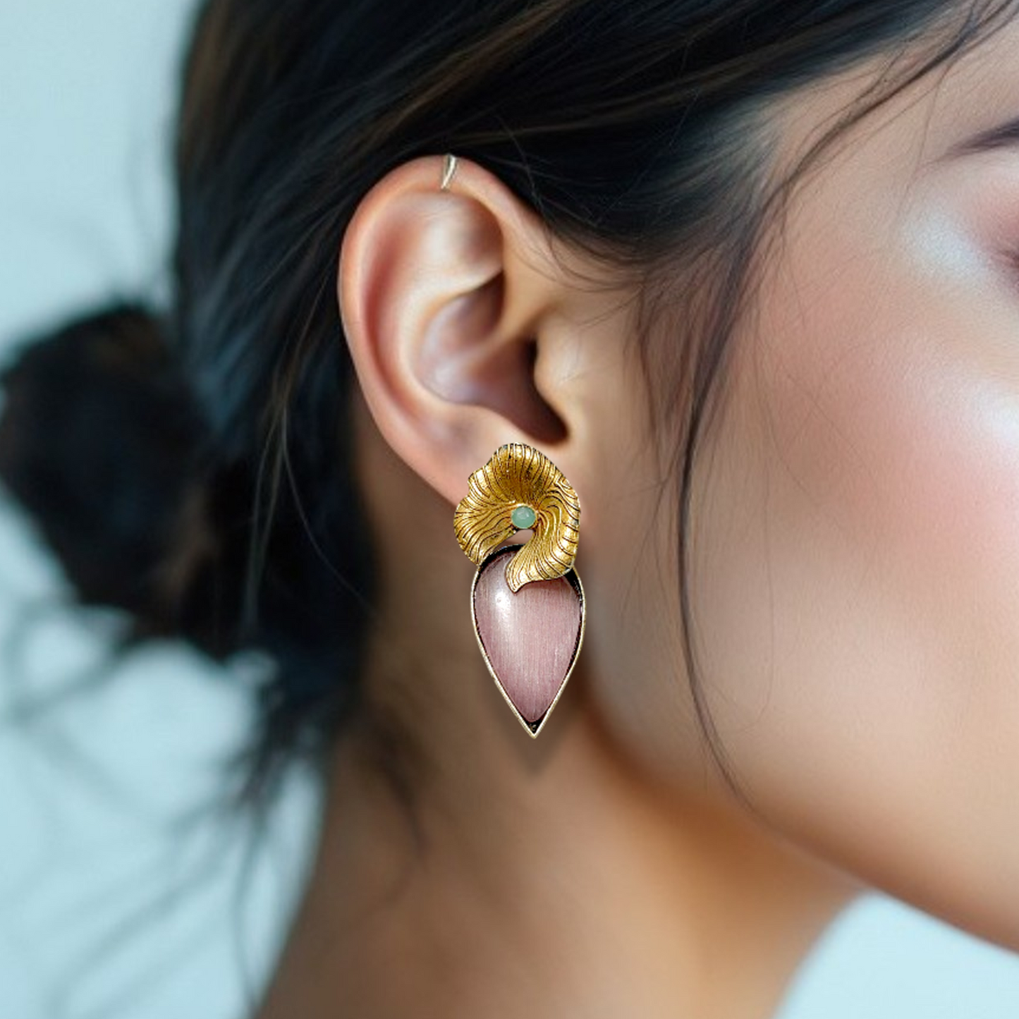 Leaf Gold Stud