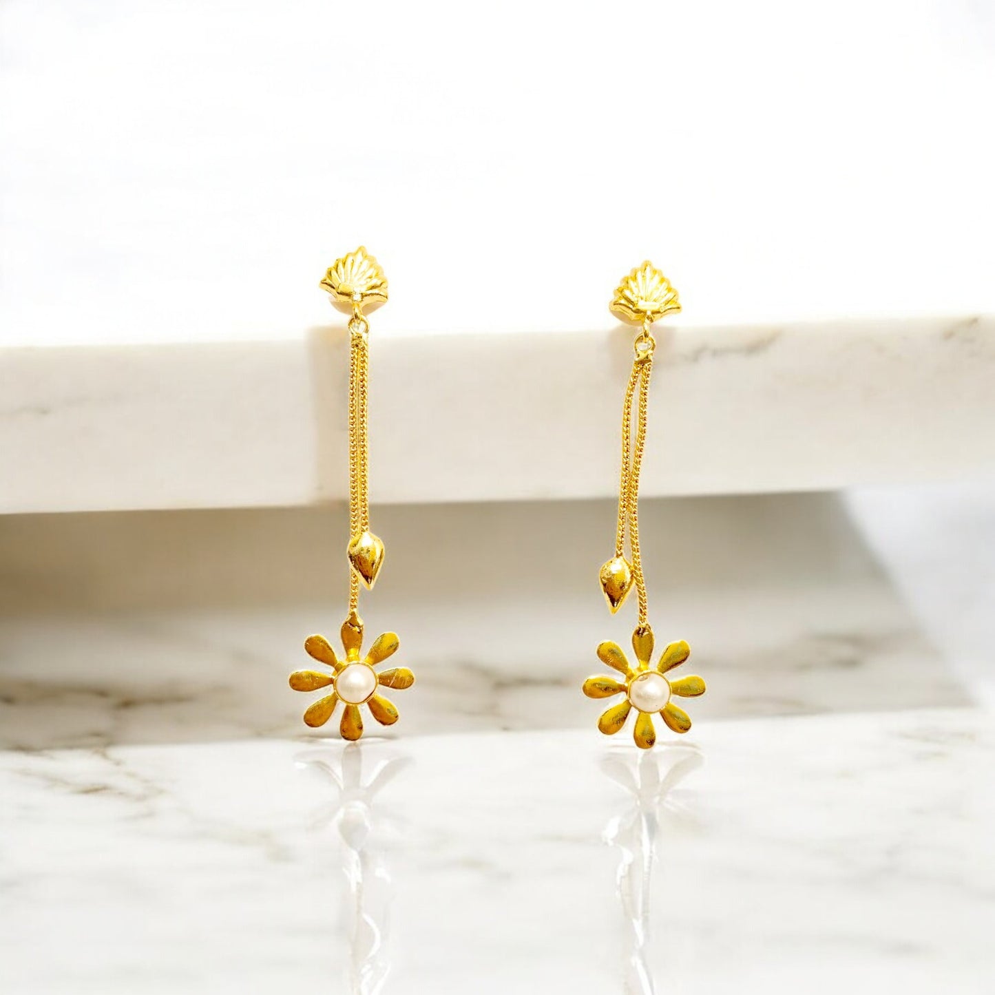 Golden Pearl Daisy Dangle