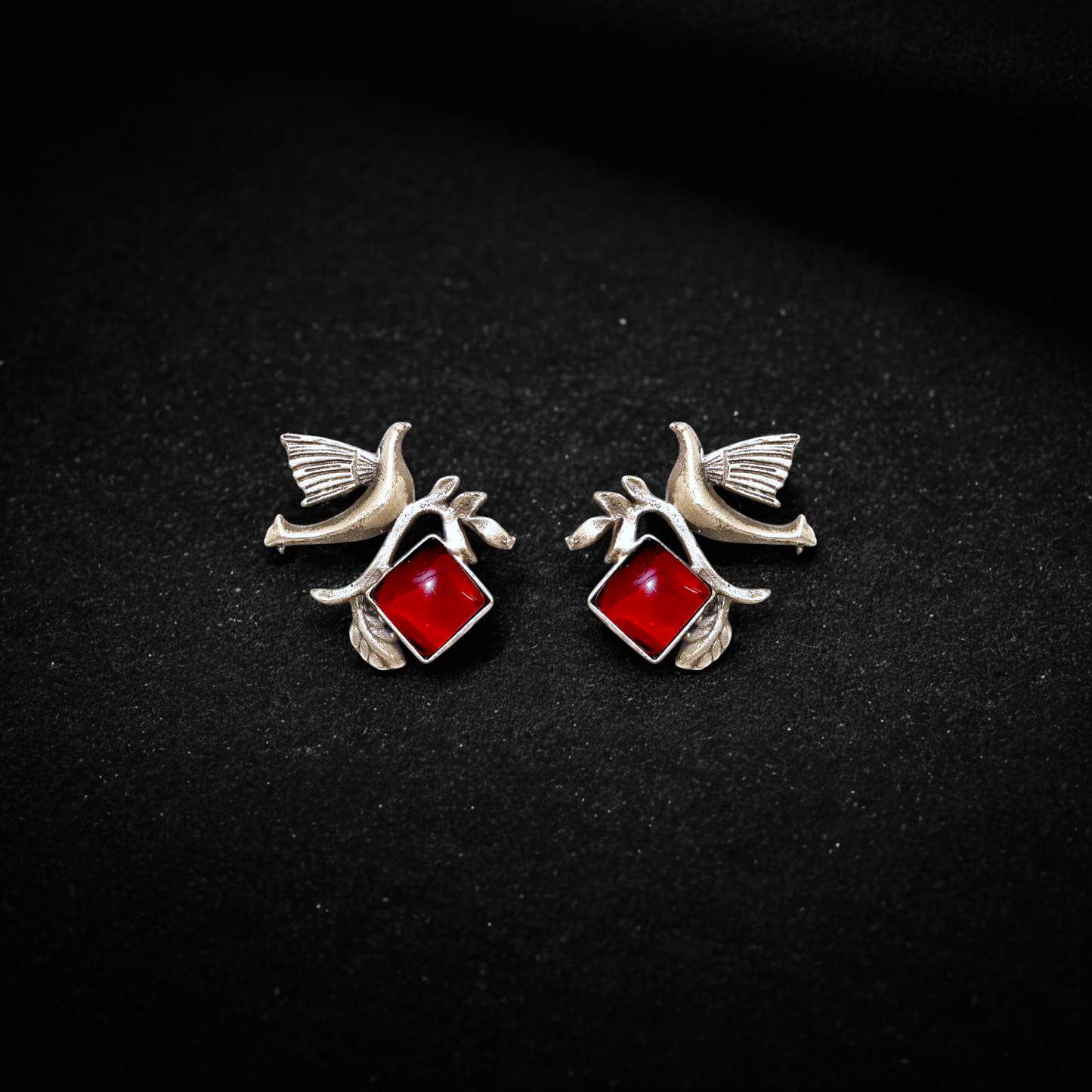 Dove Harmony Studs