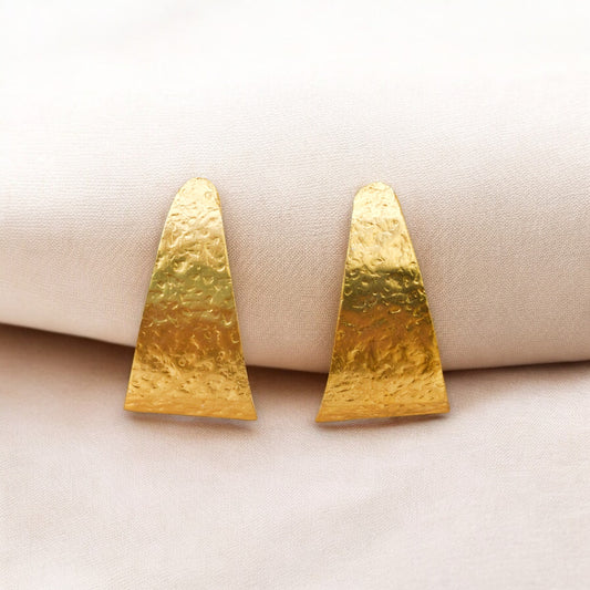 Golden Horizon Studs